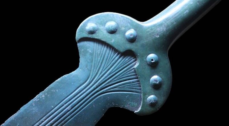 Espada de bronze com 3.400 anos encontrada na Alemanha